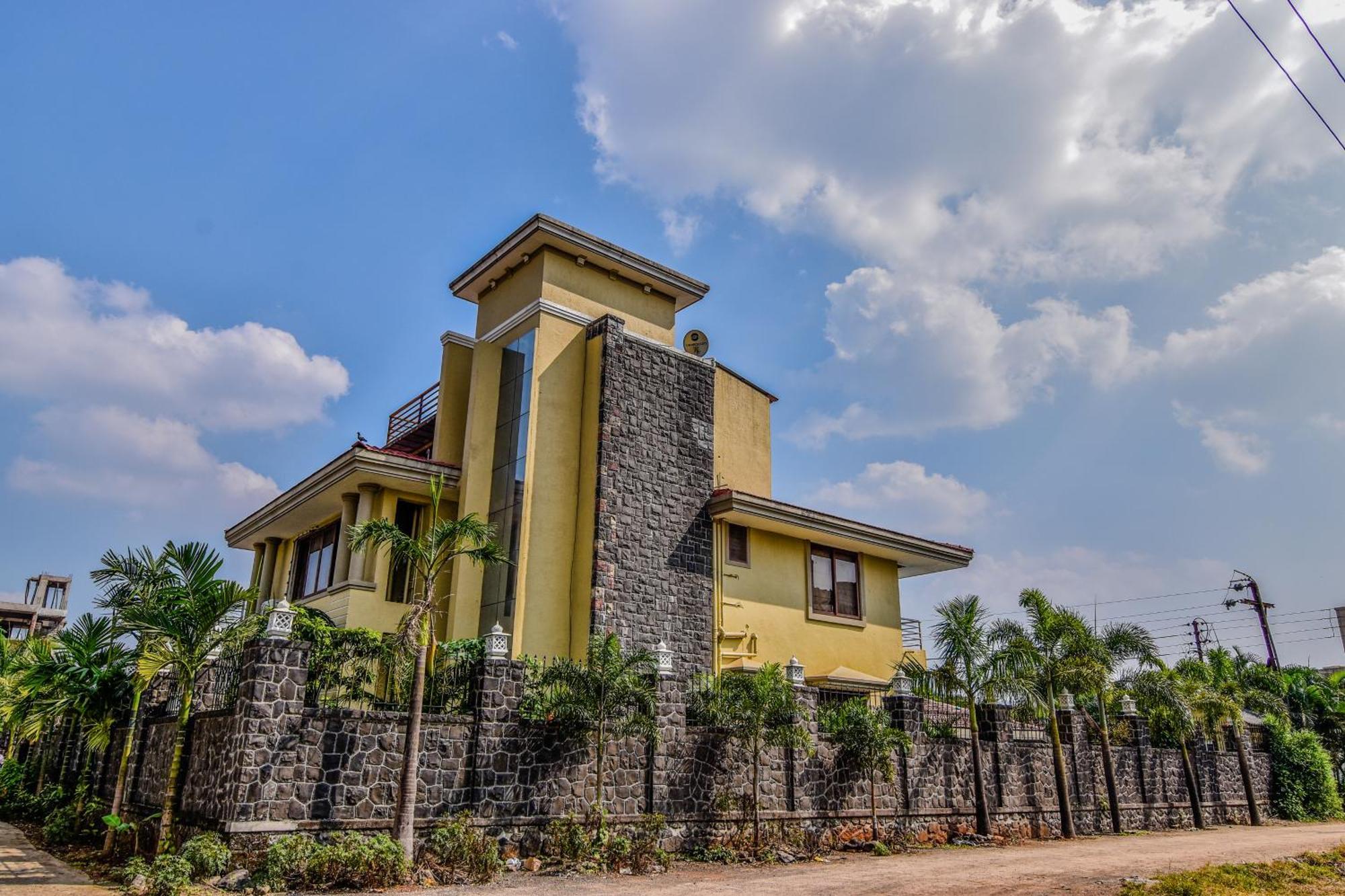 לונבלה Lifeline Villas - Luxurious Taraangan 4 Mountain View Villa With Biggest Pool And Huge Open Area מראה חיצוני תמונה
